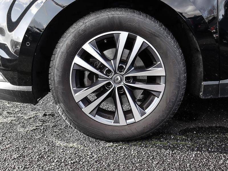 Gebraucht Renault Espace Business 160 PS (117 kW) 2021 Sternenschwarz Van / Kleinbus