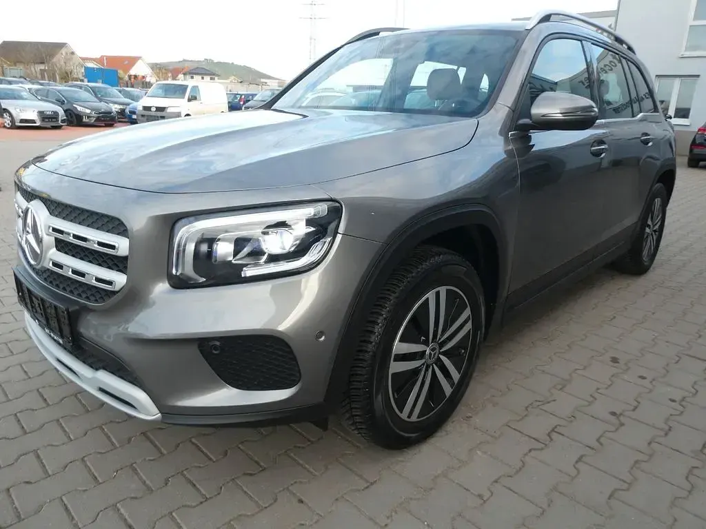 Gebraucht Mercedes GLB180 Business 116 PS (85 kW) 2020 Grau SUV