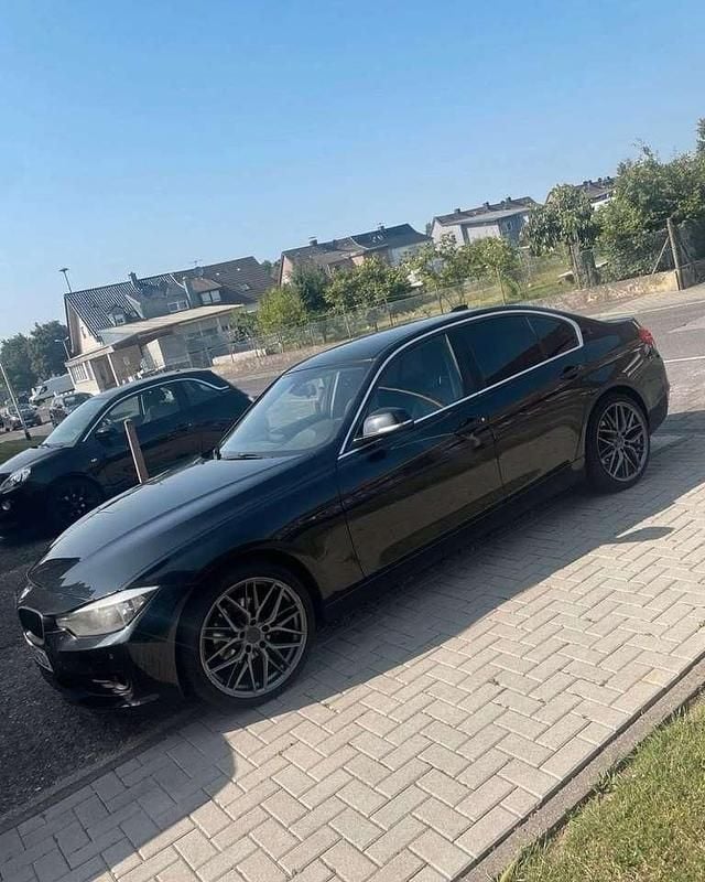 Gebraucht 2014 BMW 318 Gran Turismo Limousine | 8.900 € (Fairer Preis) - Bild 1/4