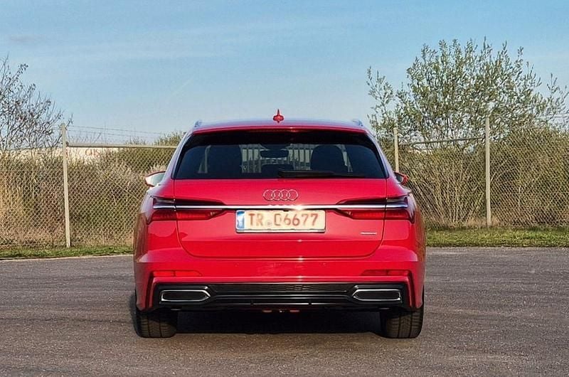 Gebraucht Audi A6 S-Line 265 PS (194 kW) 2022 Rot Kombi
