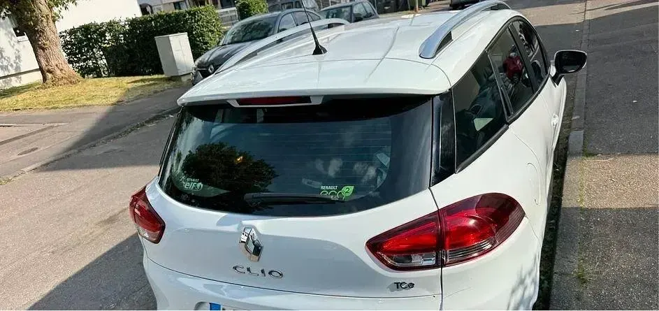 Gebraucht Renault Clio 90 PS (66 kW) 2014 Weiß Kombi