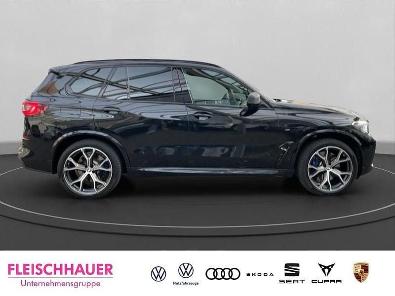 Gebraucht BMW X5 M50 Performance 400 PS (294 kW) 2020 Black sapphire metallic SUV