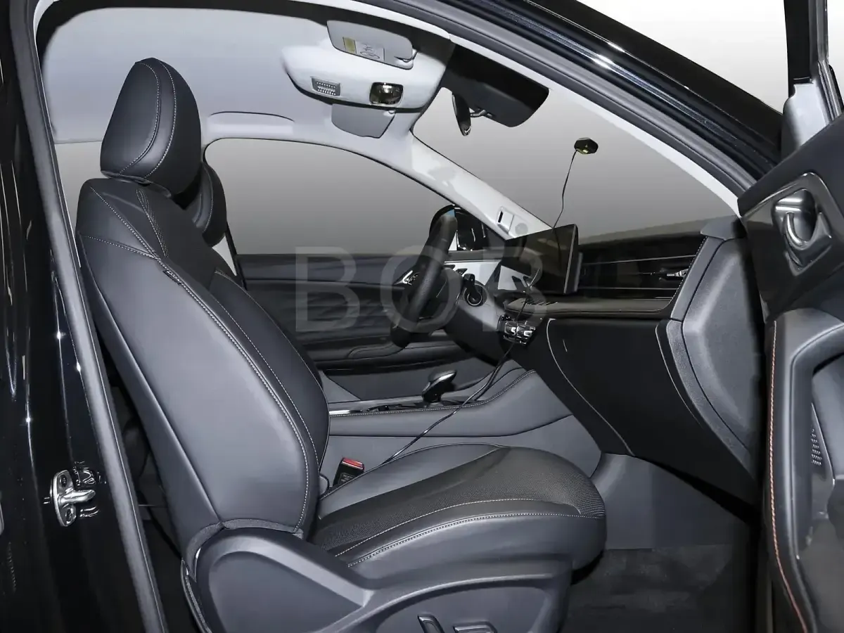 Neu MG HS Luxury 272 PS (200 kW) 2026 Pebble black SUV