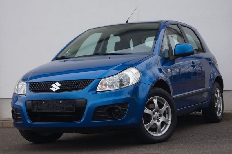 Blau Gebraucht 2007 Suzuki SX4 Club SUV | 3.999 € (Guter Preis) - Bild 1/4