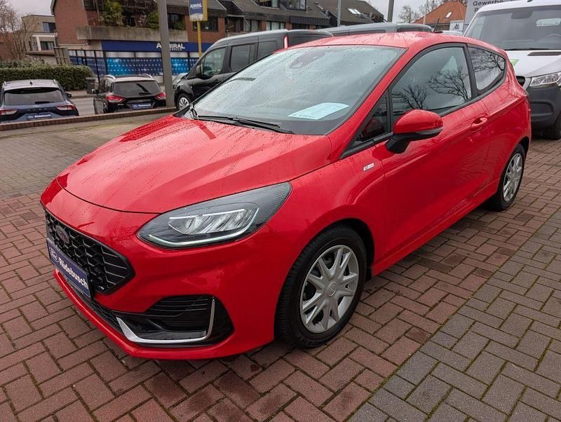 Rot Gebraucht 2022 Ford Fiesta ST-Line Kleinwagen | 17.990 € (Guter Preis) - Bild 1/4