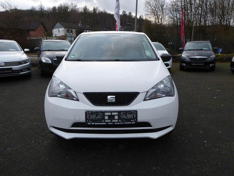"candy" weiss Gebraucht 2015 Seat Mii Reference Kleinwagen | 5.500 € (Fairer Preis) - Bild 1/4