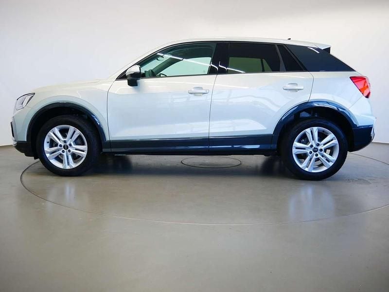Gebraucht Audi Q2 Advanced 116 PS (85 kW) 2024 Tausilber metallic SUV