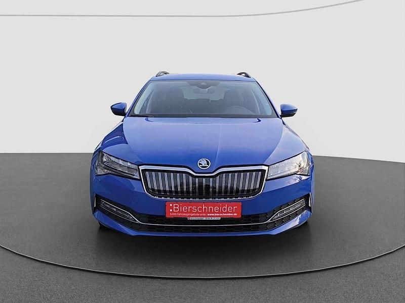 Gebraucht Skoda Superb Ambition 156 PS (114 kW) 2022 Blau Kombi