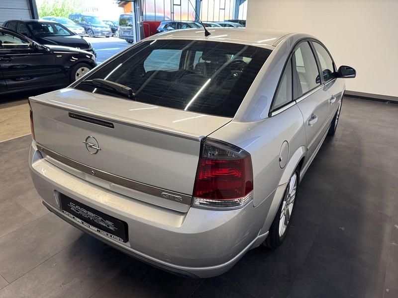 Gebraucht Opel Vectra GTS Elegance 125 PS (91 kW) 2003 Silber Limousine
