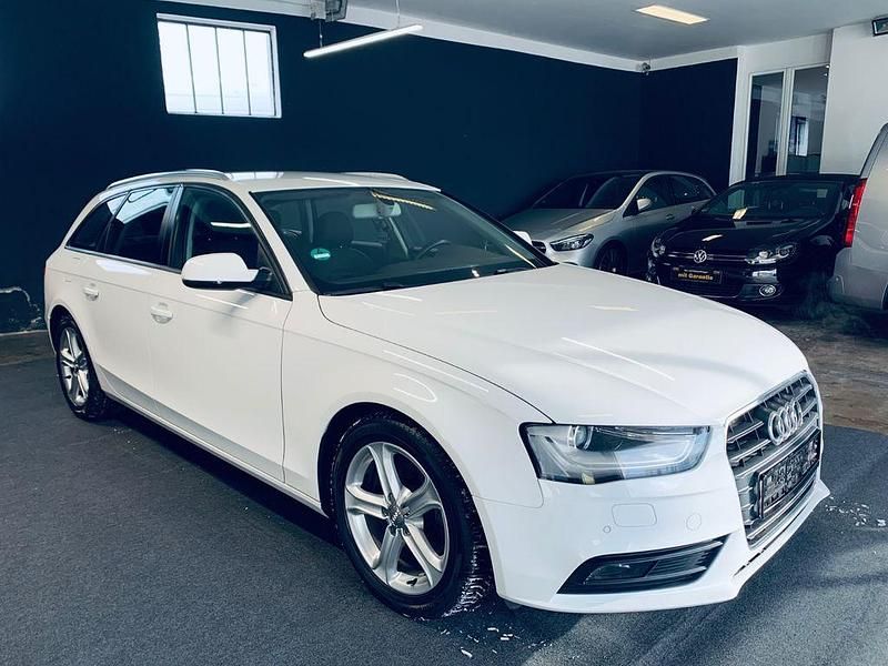Gebraucht Audi A4 Ambition 177 PS (130 kW) 2012 Weiß Kombi