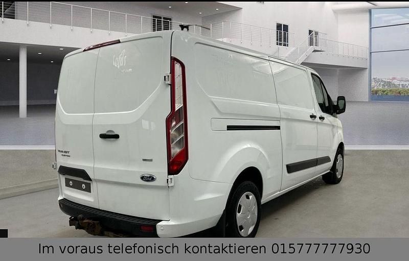 Gebraucht Ford Transit Custom Trend 131 PS (96 kW) 2019 Weiß Van / Kleinbus