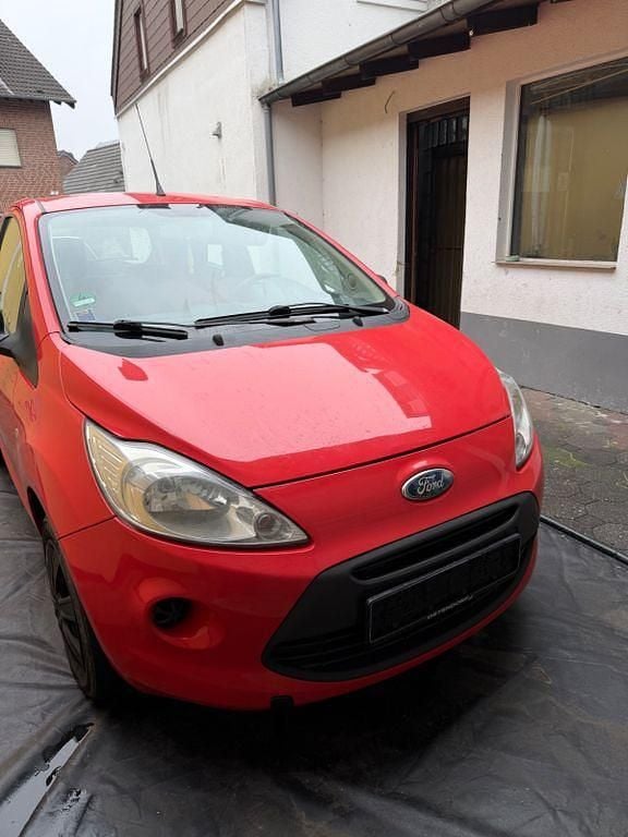 Gebraucht Ford Ka Trend 70 PS (51 kW) 2009 Rot Kleinwagen