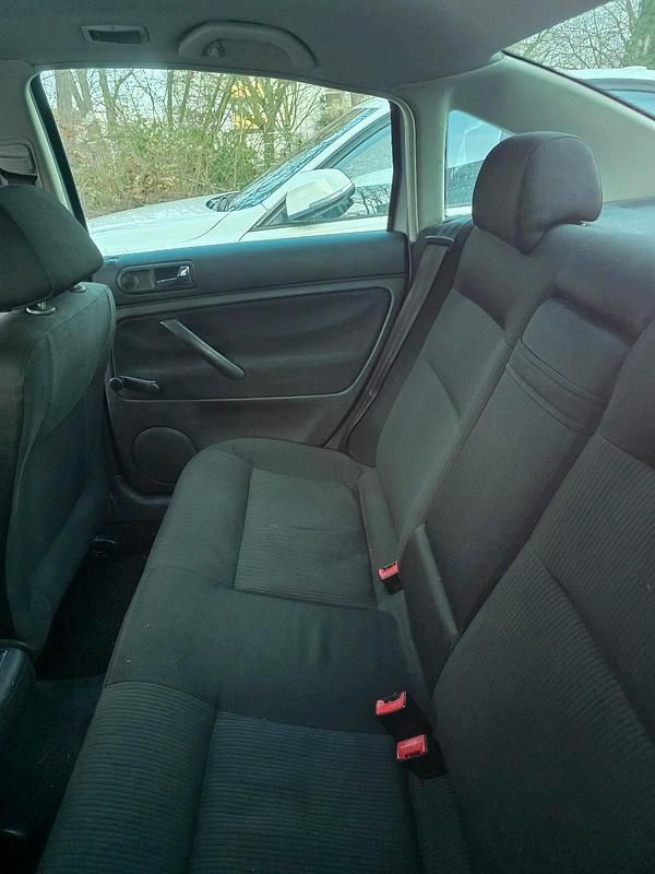 Gebraucht VW Passat 116 PS (85 kW) 2003 Grau Limousine