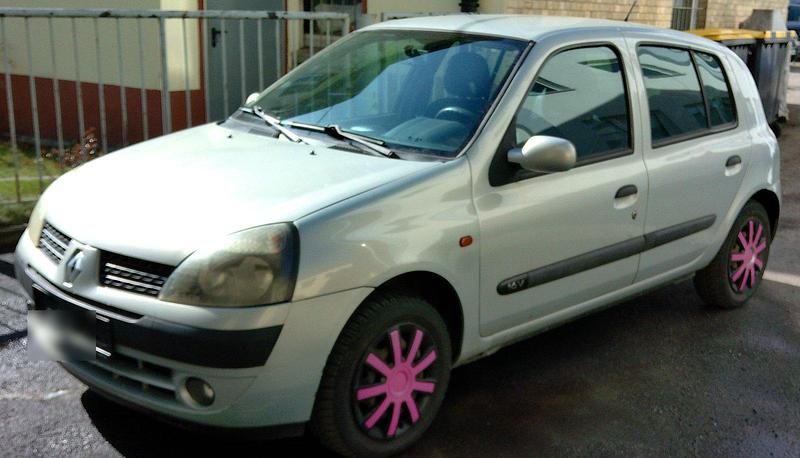 Gebraucht Renault Clio II 75 PS (55 kW) 2001 Kleinwagen