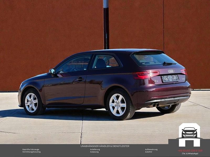 Gebraucht Audi A3 Attraction 122 PS (89 kW) 2012 Shirazrot metallic Kleinwagen