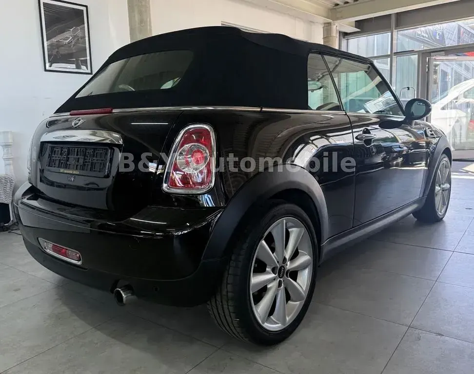 Gebraucht Mini Cooper Cabriolet 122 PS (89 kW) 2015 Schwarz Cabrio