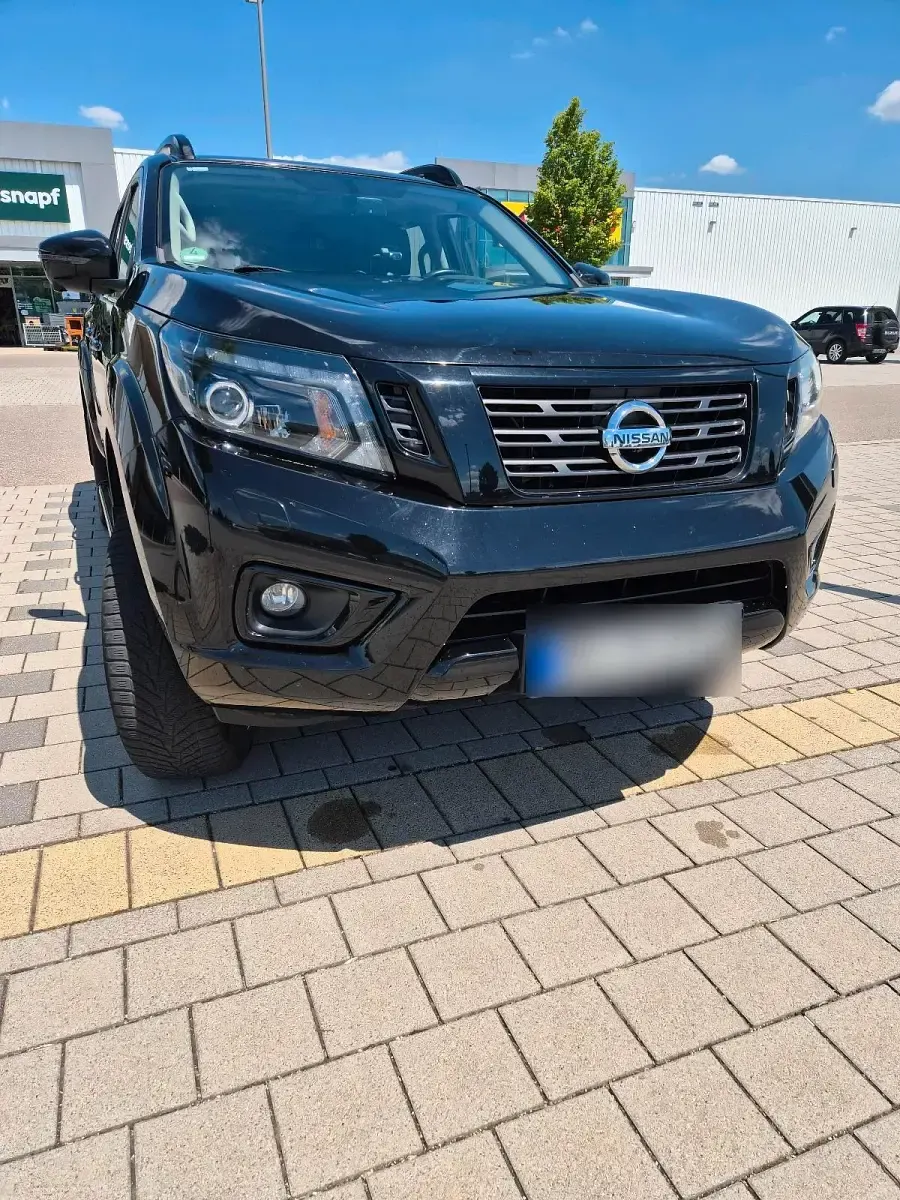 Gebraucht Nissan Navara N-Guard 190 PS (139 kW) 2018 Schwarz Pickup