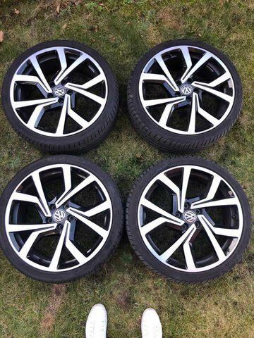 Gebraucht VW Golf VII Pro 245 PS (180 kW) 2017 Rot Limousine