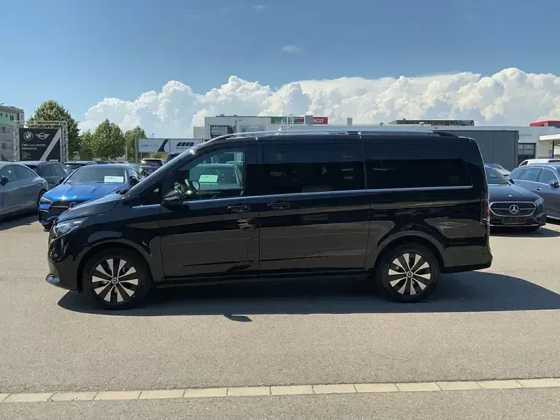 Gebraucht Mercedes V250 Avantgarde 190 PS (139 kW) 2025 Schwarz Van / Kleinbus