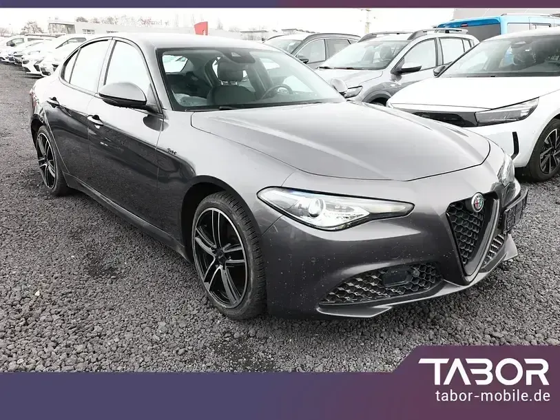 Gebraucht Alfa Romeo Giulia Sprint 160 PS (117 kW) 2020 Andere farbe metallic Limousine