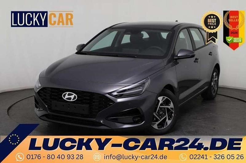 Grau, ecotronic grey (pe2) Neu 2025 Hyundai i30 Edition Kombi | 22.140 € (Superpreis) - Bild 1/4