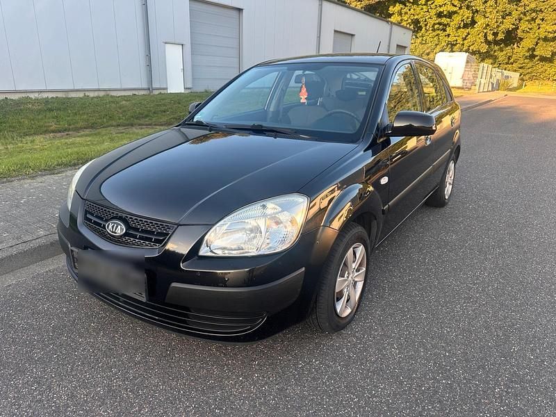 Schwarz Gebraucht 2009 Kia Rio 2 Kleinwagen | 1.099 € (Fairer Preis) - Bild 1/4