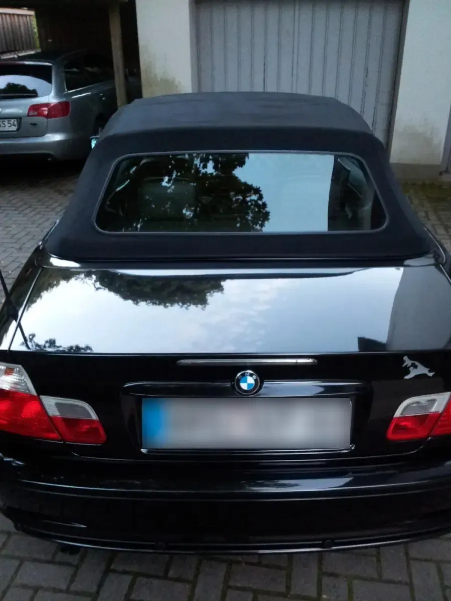 Gebraucht BMW 318 Cabriolet 143 PS (105 kW) 2003 Schwarz Cabrio