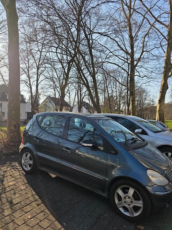 Gebraucht Mercedes A190 Elegance 125 PS (91 kW) 2004 Andere farben Limousine