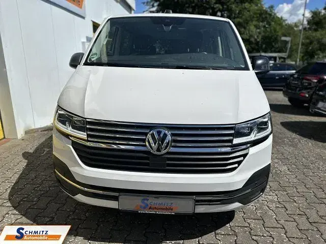 Gebraucht VW Multivan 199 PS (146 kW) 2020 Candyweiß Van / Kleinbus