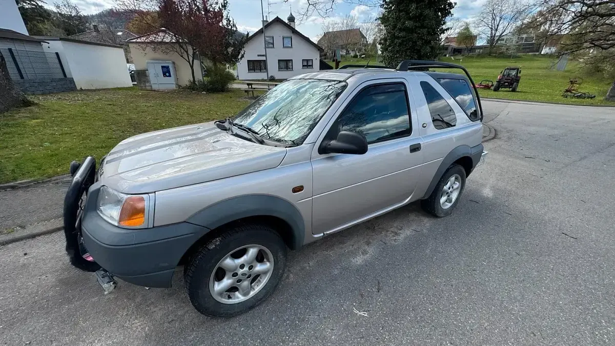 Gebraucht Land Rover Freelander 220 PS (161 kW) 1999 Silber SUV