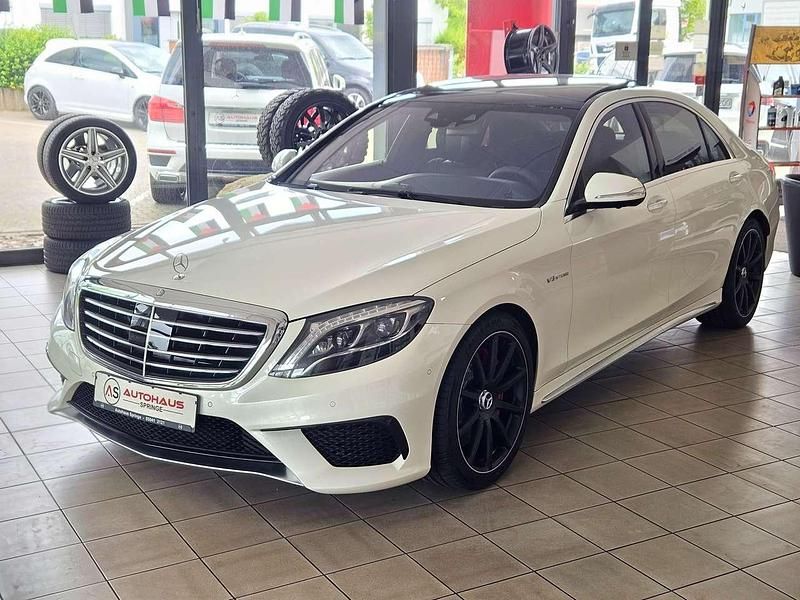 Weiß Gebraucht 2012 Mercedes S63 AMG AMG Limousine | 49.990 € - Bild 1/4
