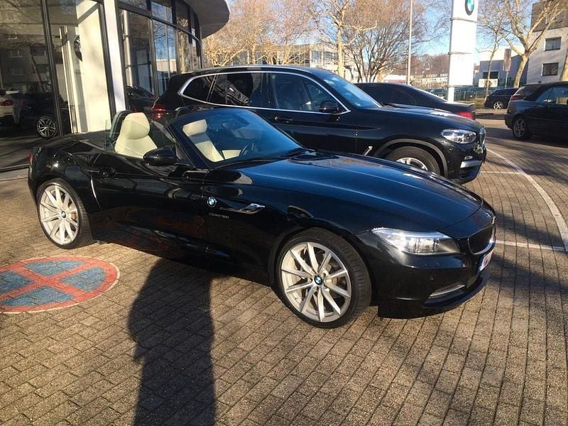 Schwarz Gebraucht 2015 BMW Z4 Sport Line Cabrio | 22.900 € (Fairer Preis) - Bild 1/4