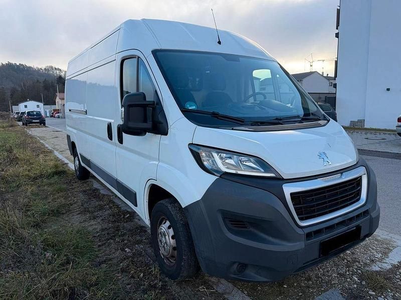 Weiß Gebraucht 2016 Peugeot Boxer Van | 11.950 € (Fairer Preis) - Bild 1/4