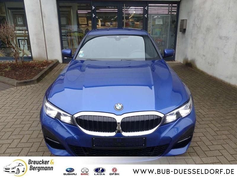 Portimao blau Gebraucht 2020 BMW 320 M Sport Limousine | 29.500 € (Superpreis) - Bild 1/4