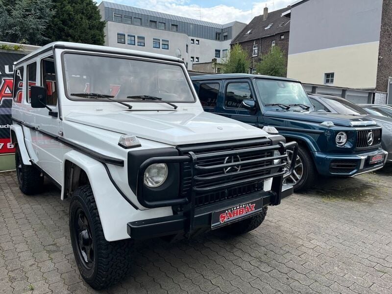 Weiß Gebraucht 1982 Mercedes G230 SUV | 29.880 € - Bild 1/4