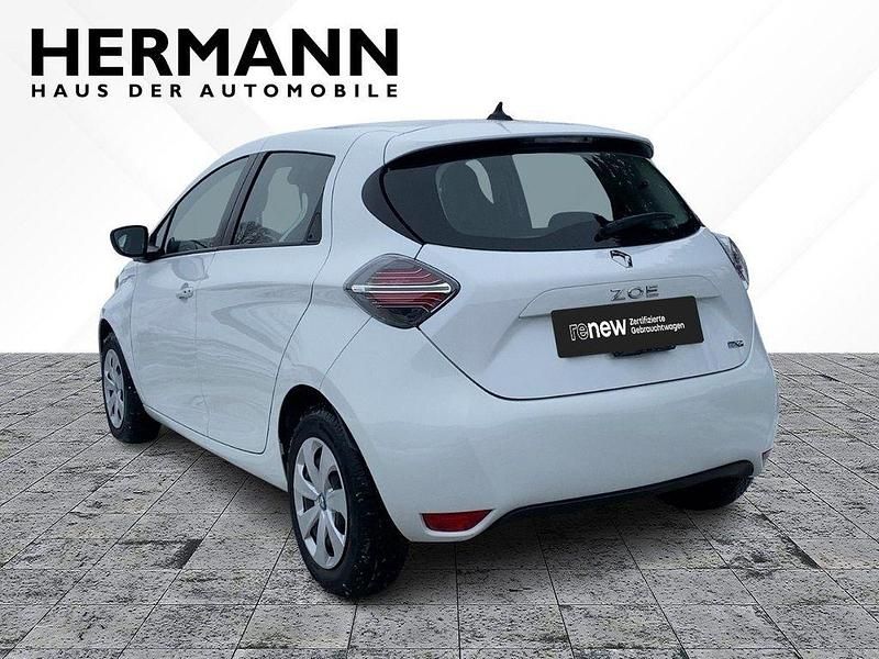 Gebraucht Renault Zoe Life 50 kW (69 PS) 2020 Arktisweiß (weiß) Kleinwagen