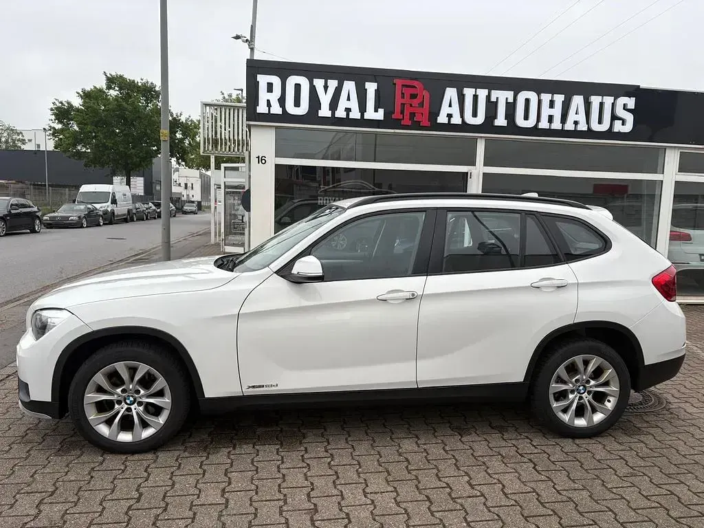 Używany BMW X1 Advantage 143 KM (105 kW) 2014 Biały SUV