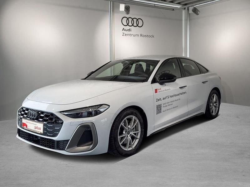 Gebraucht Audi A5 Ambiente 204 PS (150 kW) 2024 Gletscherweiß metallic Coupé
