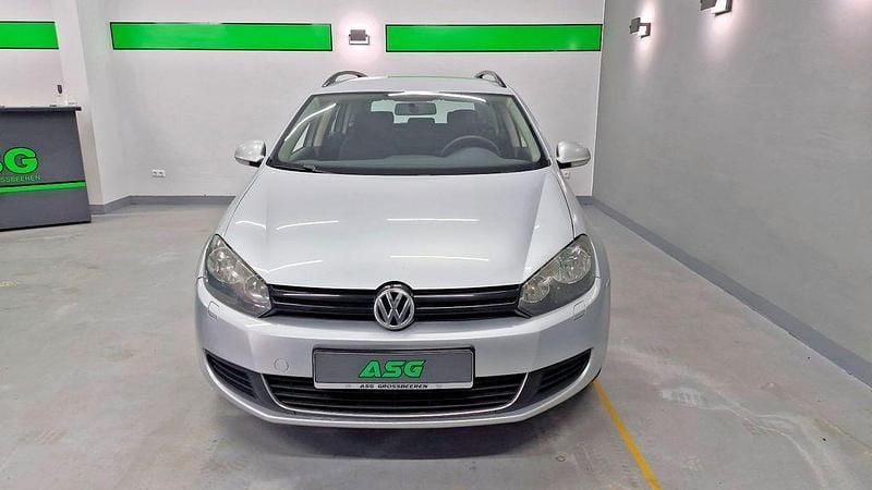 Gebraucht VW Golf VI Trendline 105 PS (77 kW) 2013 Silber Kleinwagen
