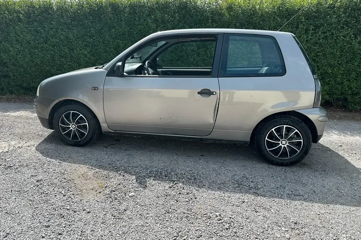 Gebraucht Seat Arosa 50 PS (36 kW) 2004 Grau Kleinwagen