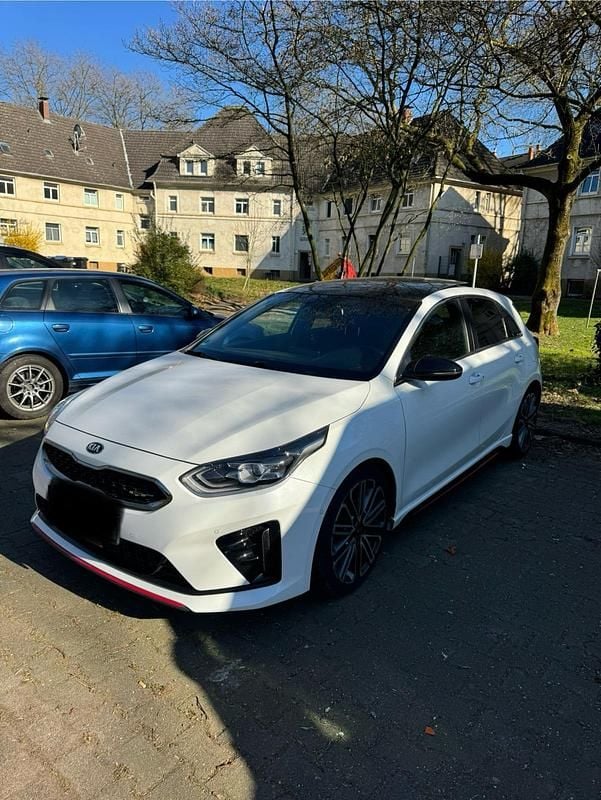 Gebraucht Kia Ceed GT GT 204 PS (150 kW) 2020 Weiß Limousine
