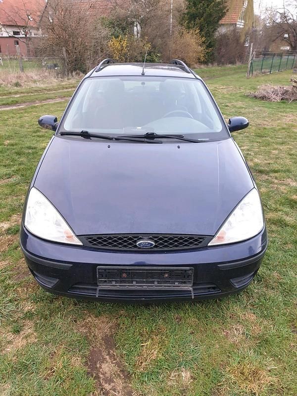 Gebraucht Ford Focus 100 PS (73 kW) 2001 Blau Kombi