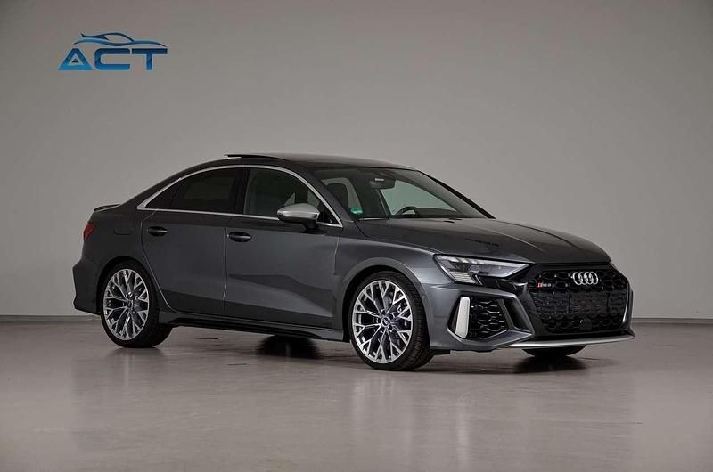 Daytonagrau perleffekt Gebraucht 2022 Audi RS3 Kleinwagen | 54.900 € (Fairer Preis) - Bild 1/4