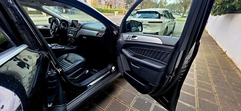 Gebraucht Mercedes GLE350 258 PS (189 kW) 2016 Schwarz SUV
