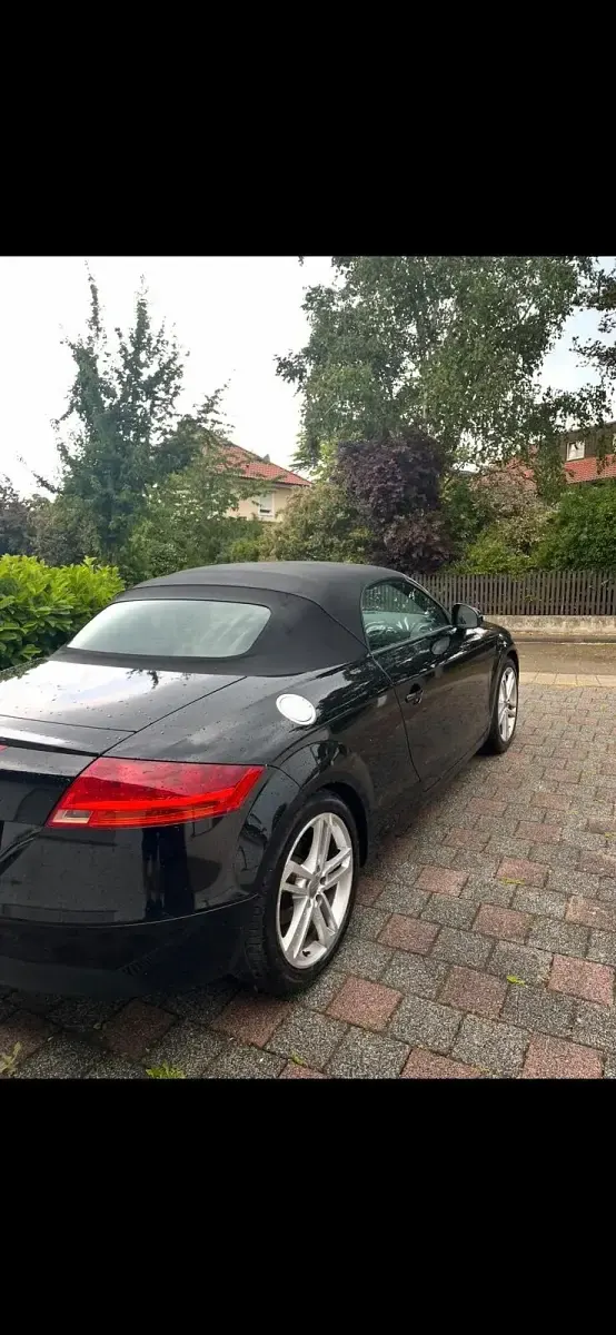 Gebraucht Audi TT Roadster 160 PS (117 kW) 2011 Schwarz Cabrio