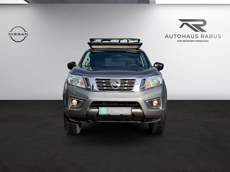 Gebraucht Nissan Navara Acenta+ 190 PS (139 kW) 2021 Silber Pickup