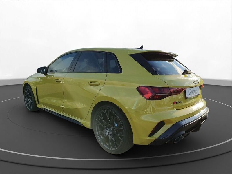 Gebraucht Audi RS3 Sportback Ambiente 400 PS (294 kW) 2025 Gelb Kleinwagen