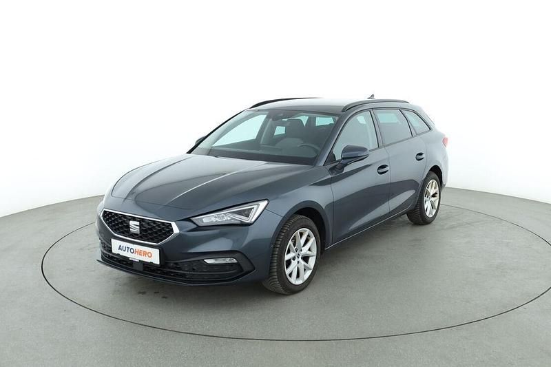 Grau Gebraucht 2022 Seat Leon Style Kombi | 20.590 € (Fairer Preis) - Bild 1/3