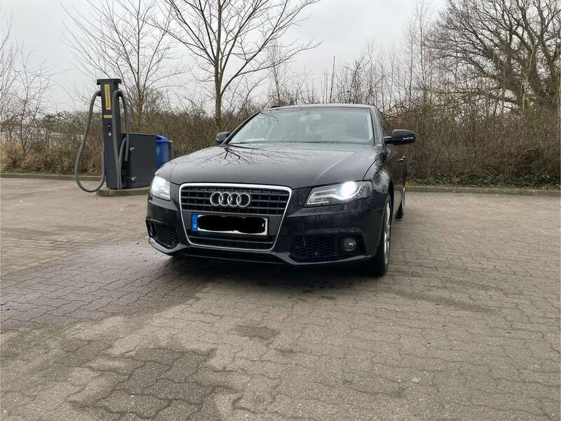 Schwarz Gebraucht 2009 Audi A4 Comfort Kombi | 5.900 € (Fairer Preis) - Bild 1/4