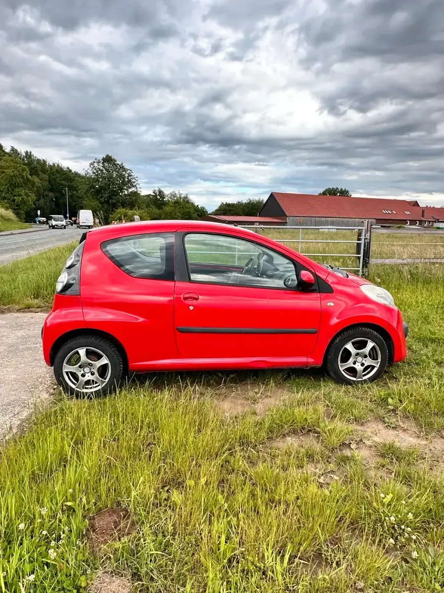 Gebraucht Citroën C1 68 PS (50 kW) 2006 Rot Kleinwagen